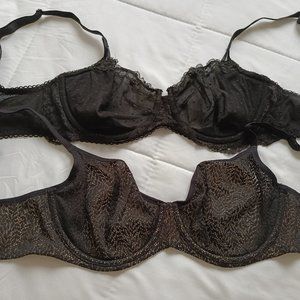 Victoria's Secret bras (lot of 2)